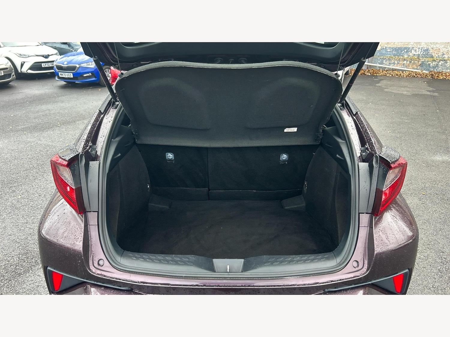 Used Toyota C-HR 2022 for sale - 76551063: Photo 16