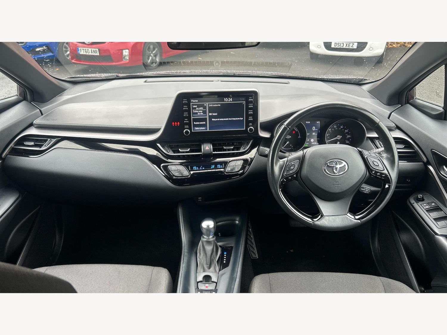 Used Toyota C-HR 2022 for sale - 76551063: Photo 7