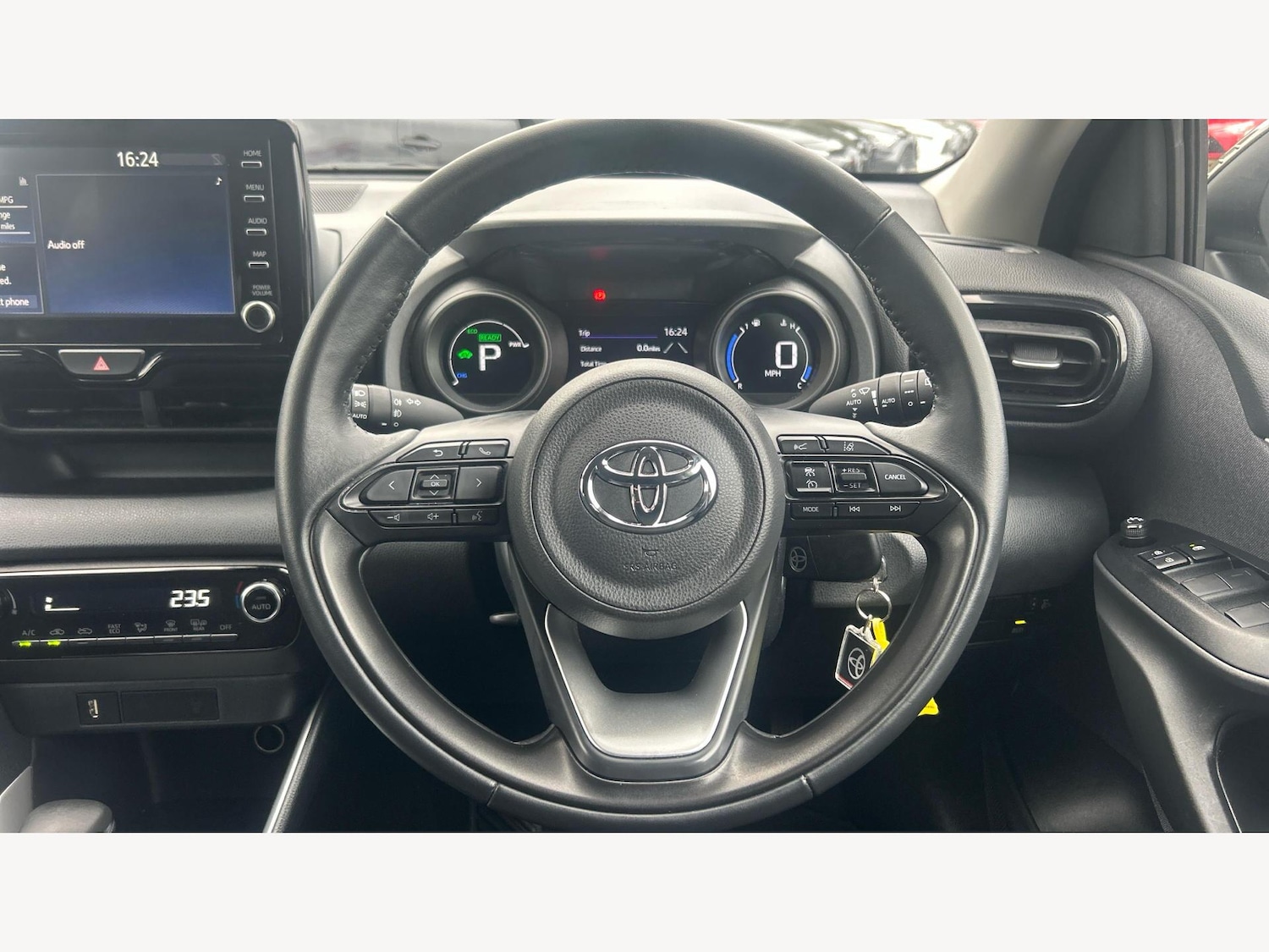 Used Toyota Yaris 2023 for sale - 76361170: Photo 10