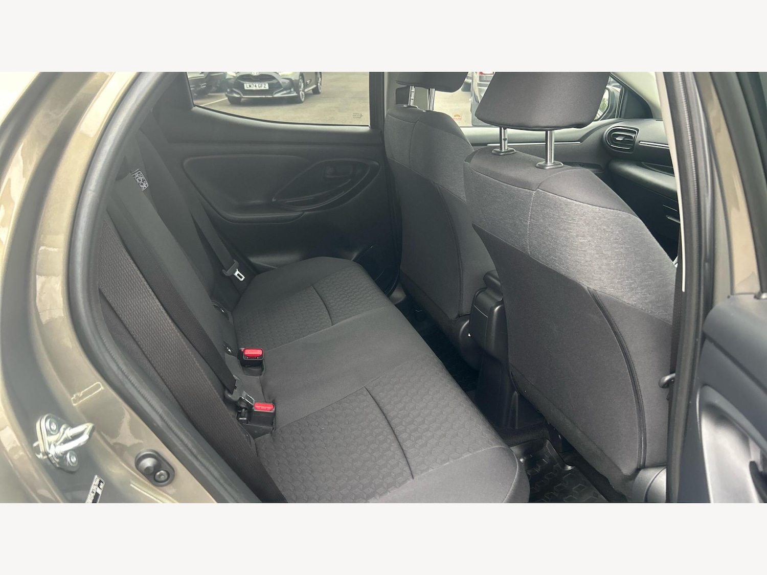 Used Toyota Yaris 2023 for sale - 76361170: Photo 14