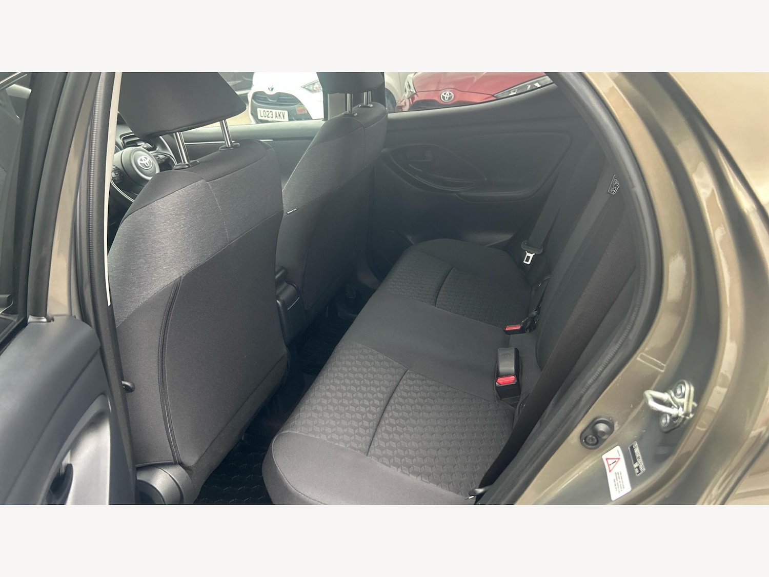 Used Toyota Yaris 2023 for sale - 76361170: Photo 15