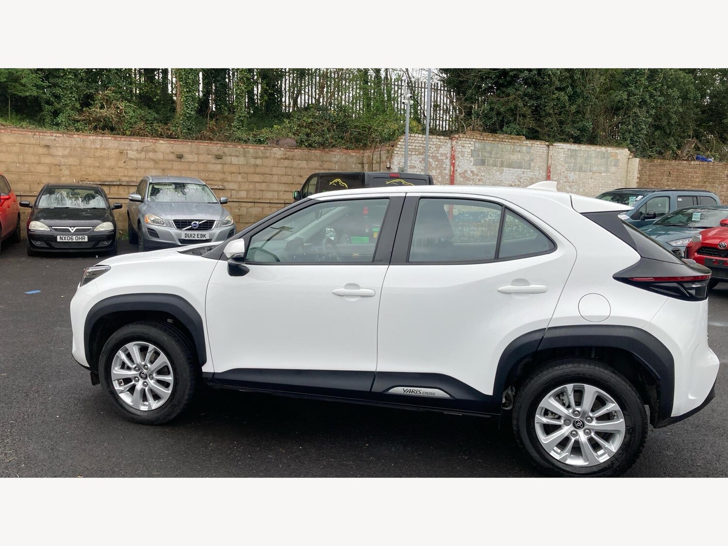 Used Toyota Yaris Cross 2024 for sale - 77657950: Photo 19