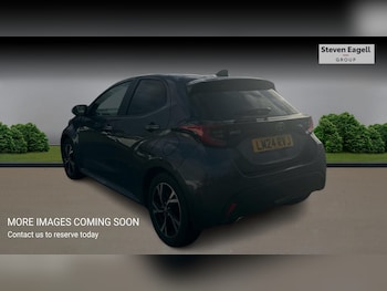 Used Toyota Yaris 2024 for sale - 77724255: Photo