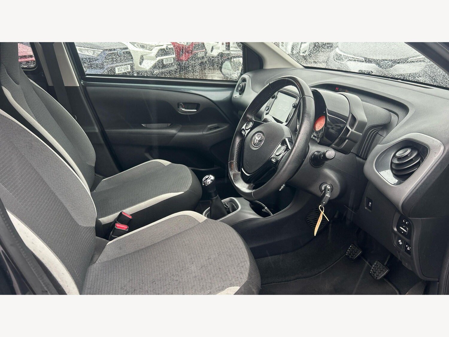 Used Toyota AYGO for sale - 77909756: Photo 13