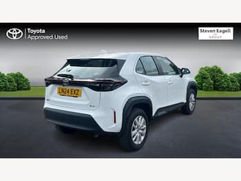 Used Toyota Yaris Cross 2024 for sale - 79750608: Photo