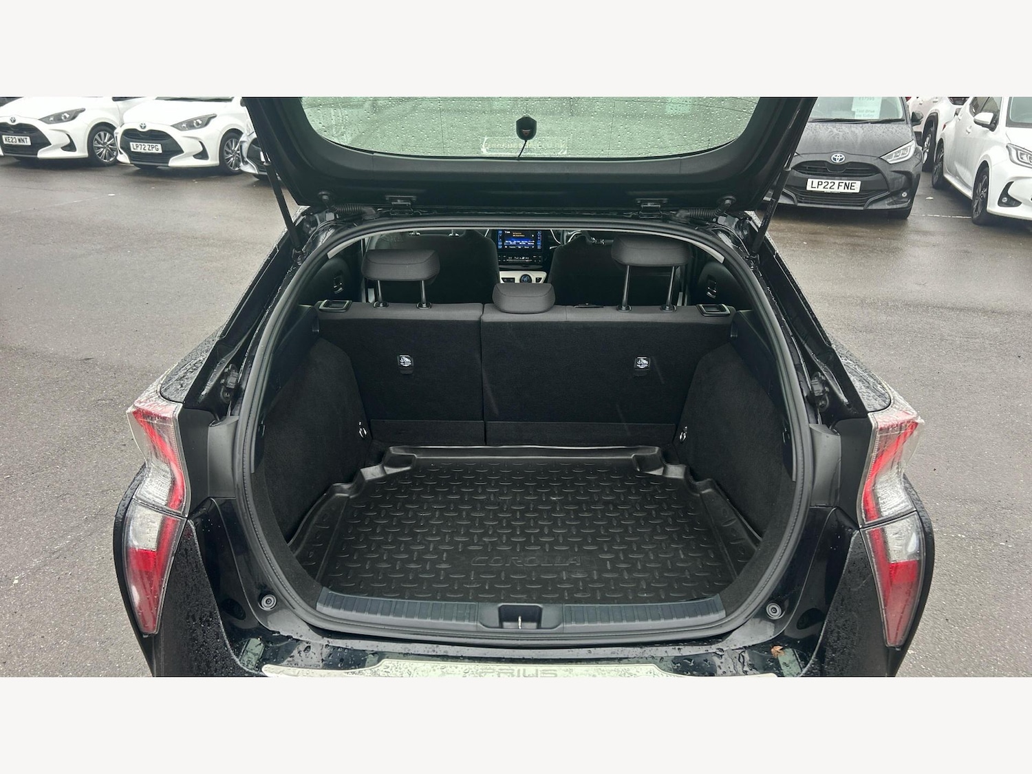 Used Toyota Prius 2016 for sale - 77191641: Photo 16