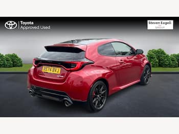 Used Toyota Yaris 2024 for sale - 79830721: Photo