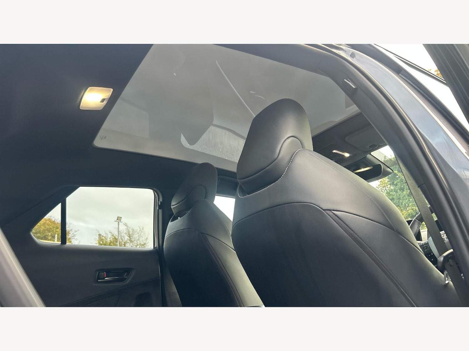 Used Toyota C-HR 2024 for sale - 76996327: Photo 27