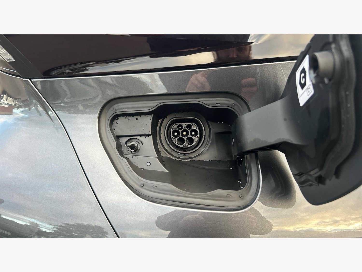 Used Toyota C-HR 2024 for sale - 76996327: Photo 28