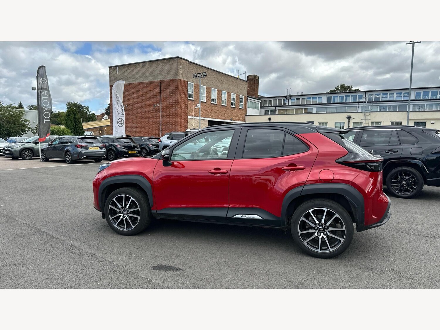 Used Toyota Yaris Cross 2024 for sale - 77090895: Photo 19