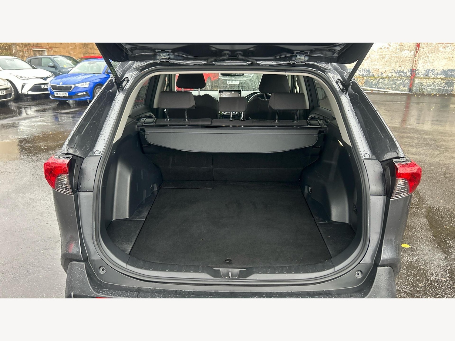 Used Toyota RAV4 2022 for sale - 76551128: Photo 16