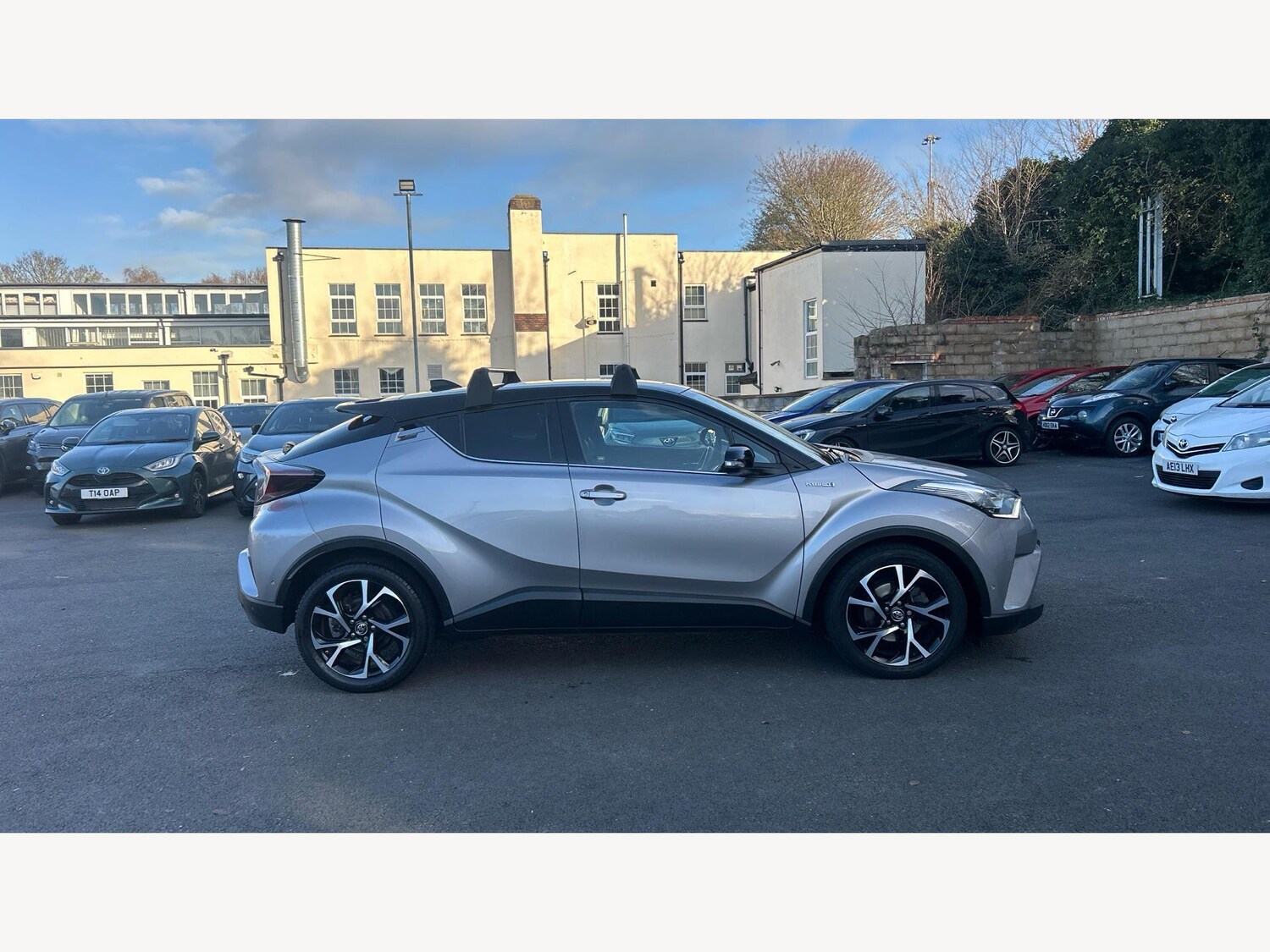 Used Toyota C-HR 2017 for sale - 77575107: Photo 18