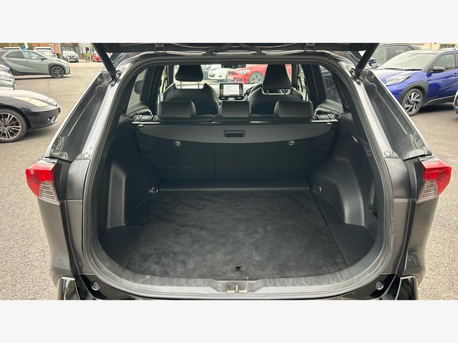 Used Toyota RAV4 2021 for sale - 77573787: Photo 16