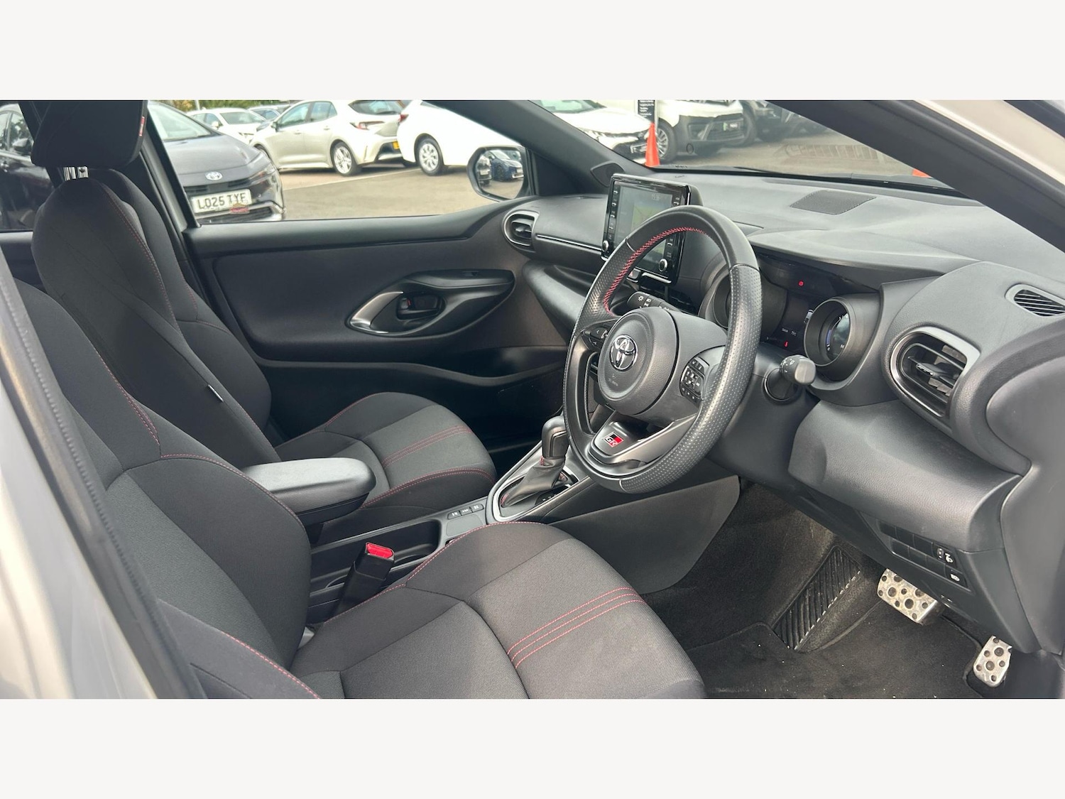 Used Toyota Yaris 2023 for sale - 76326727: Photo 13