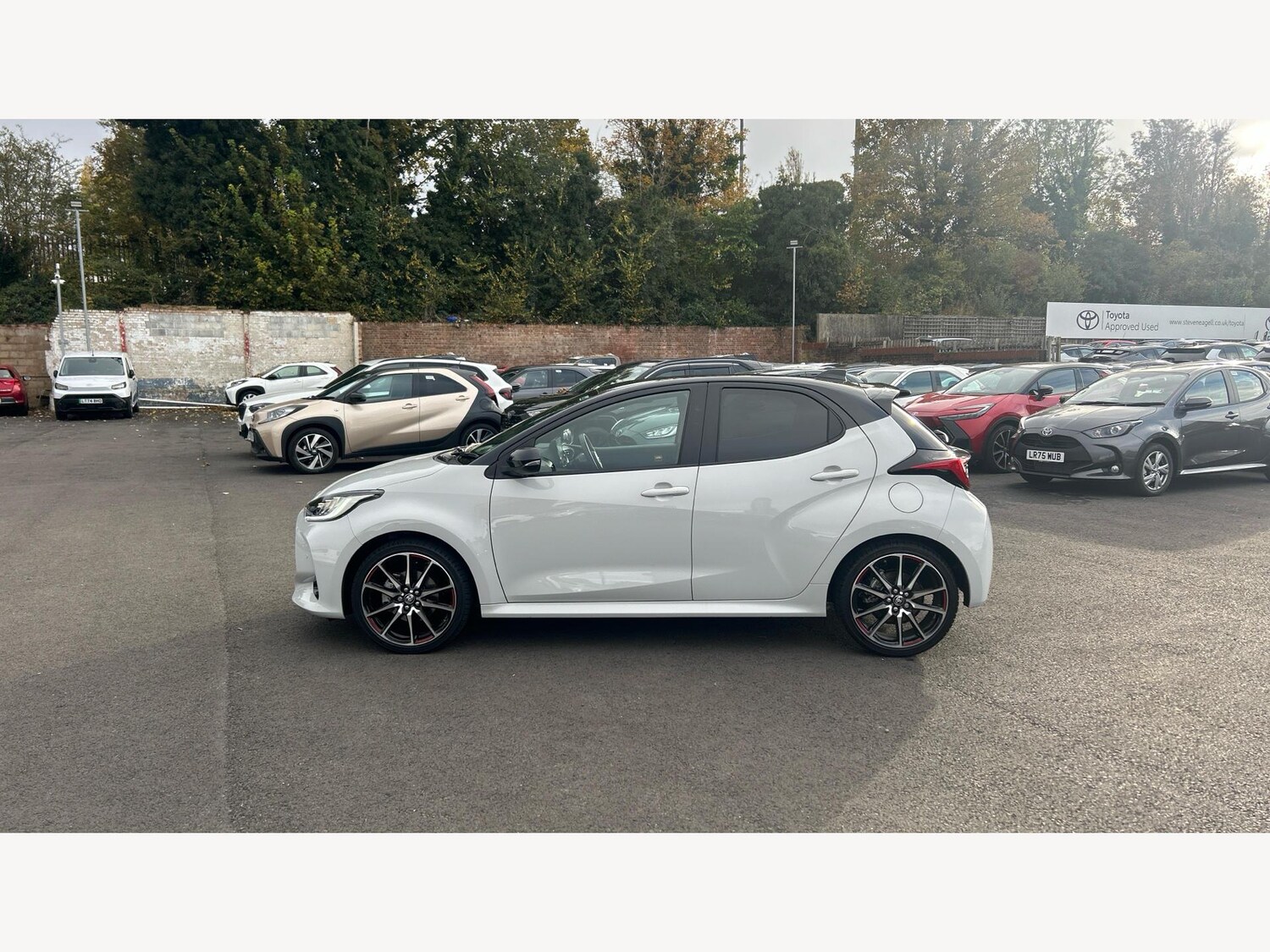 Used Toyota Yaris 2023 for sale - 76326727: Photo 19