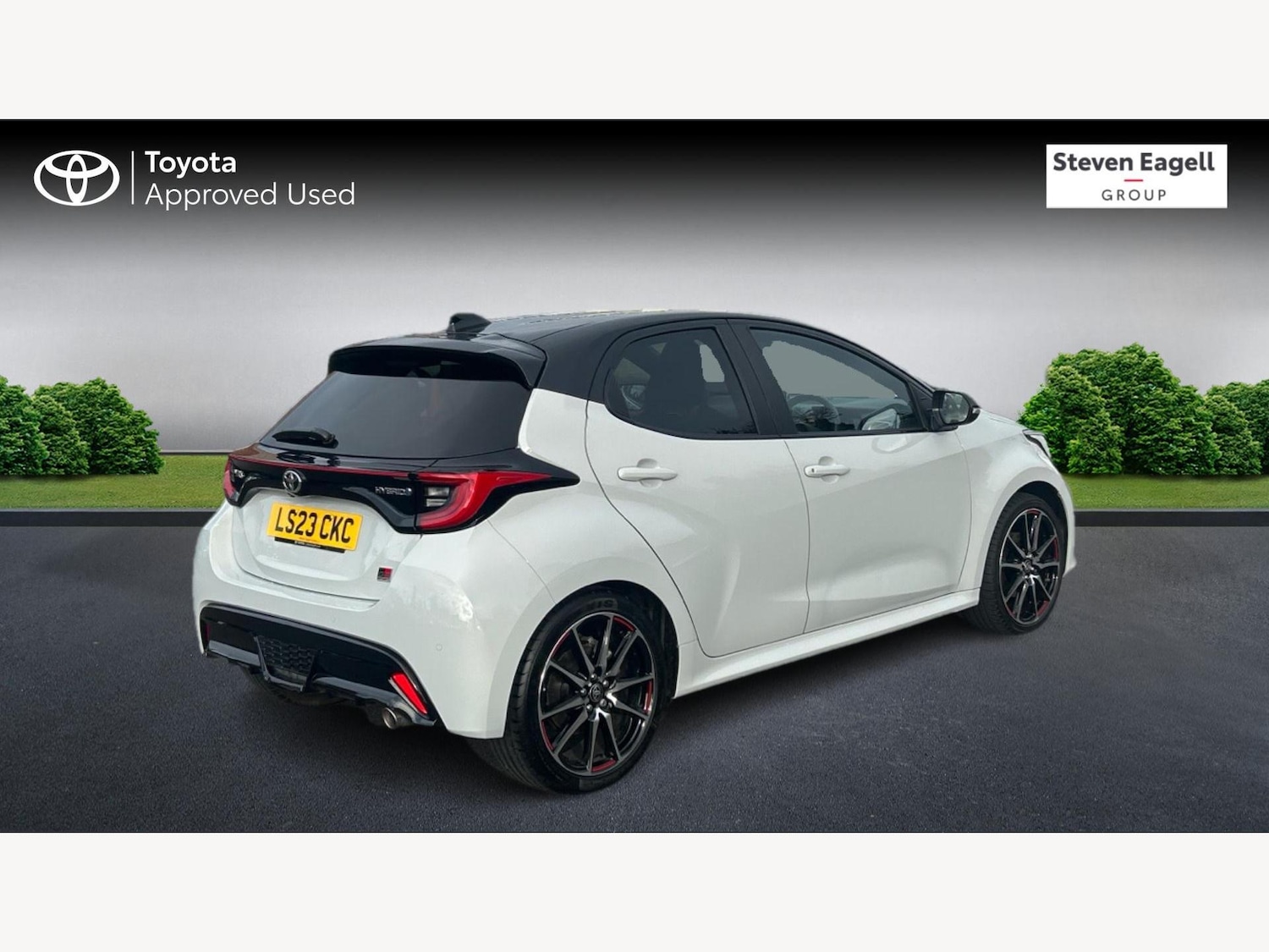 Used Toyota Yaris 2023 for sale - 76326727: Photo 2