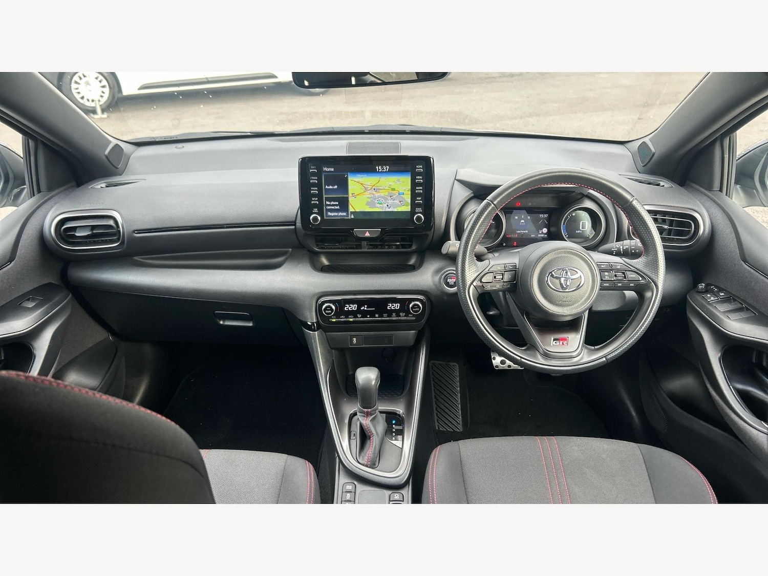 Used Toyota Yaris 2023 for sale - 76326727: Photo 7