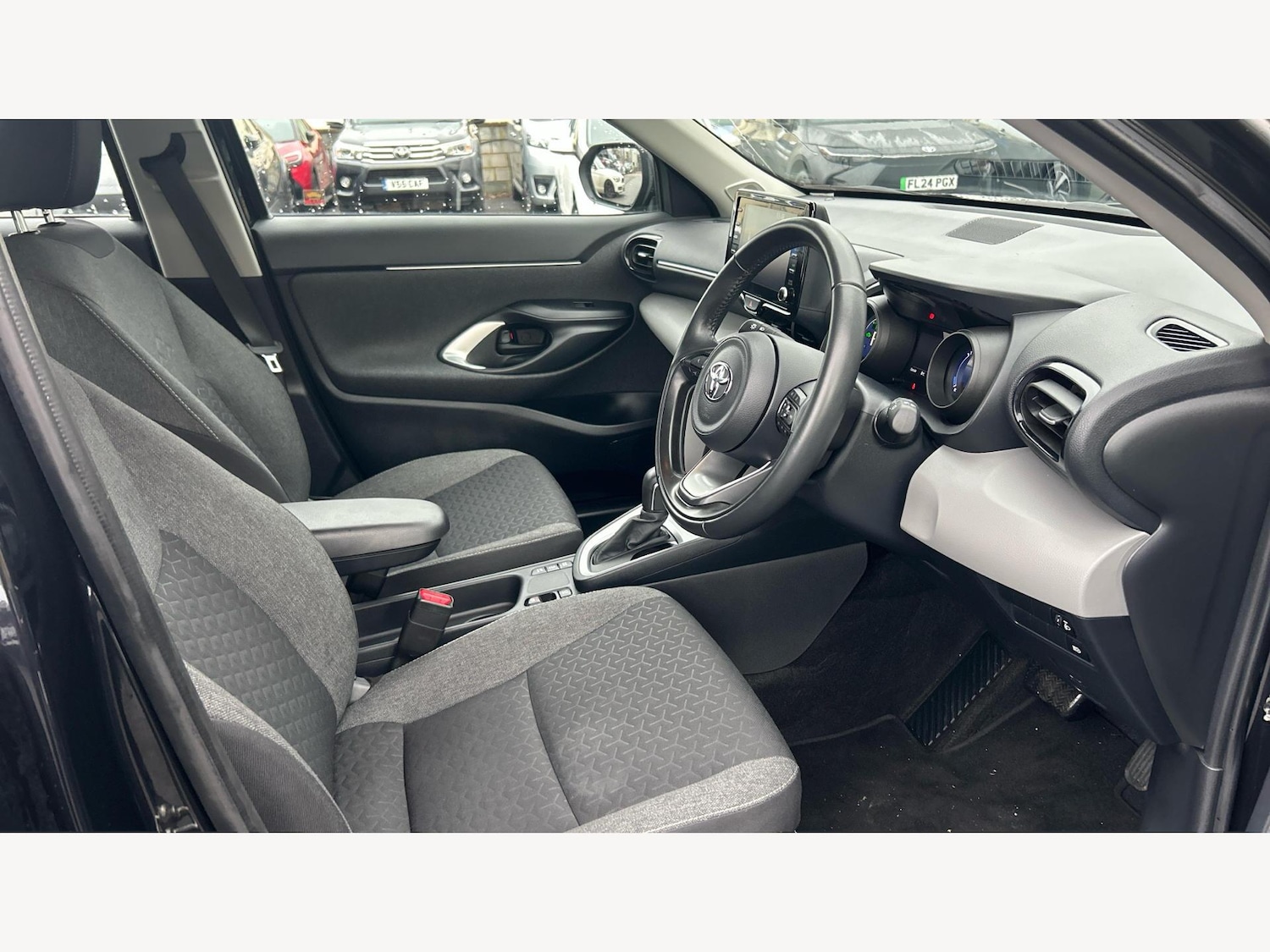 Used Toyota Yaris Cross 2022 for sale - 77060436: Photo 13