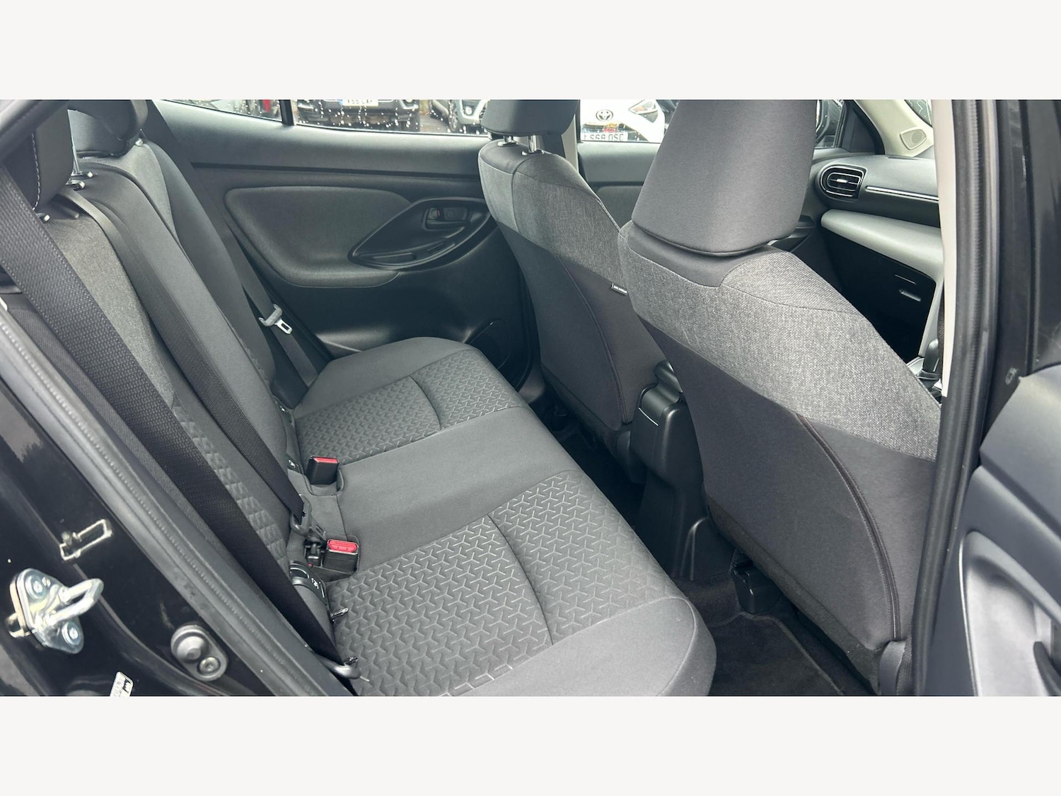 Used Toyota Yaris Cross 2022 for sale - 77060436: Photo 14