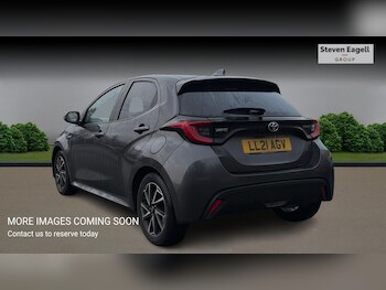 Used Toyota Yaris 2021 for sale - 77230202: Photo