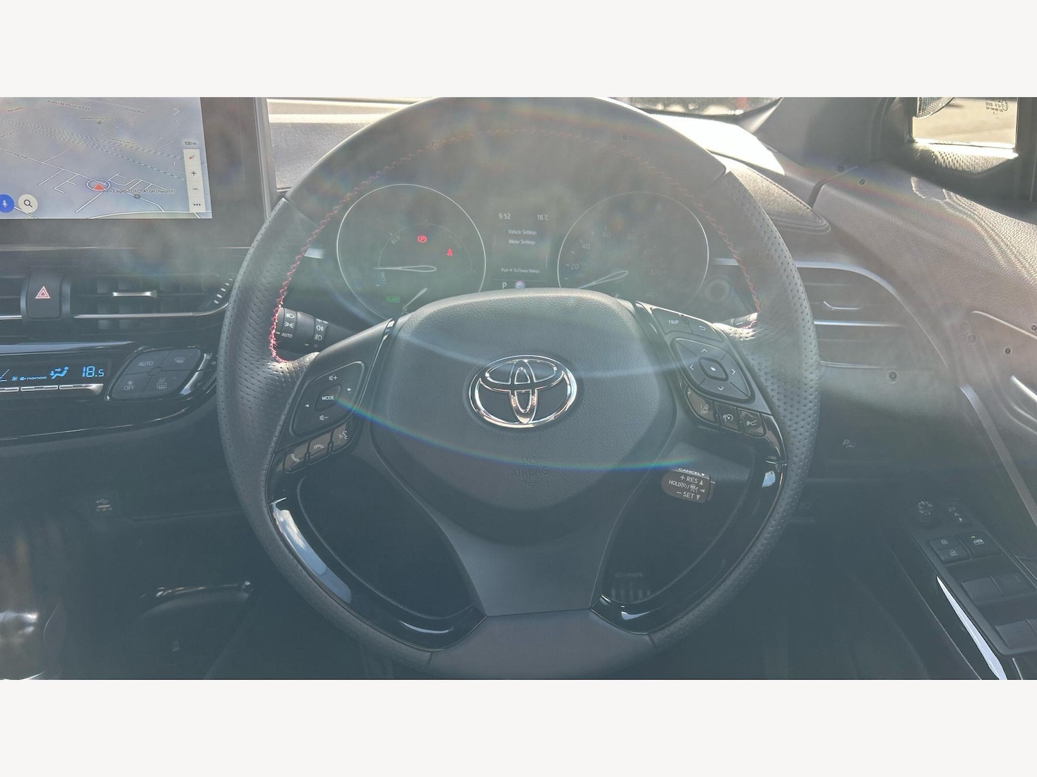 Used Toyota C-HR 2023 for sale - 75719960: Photo 10