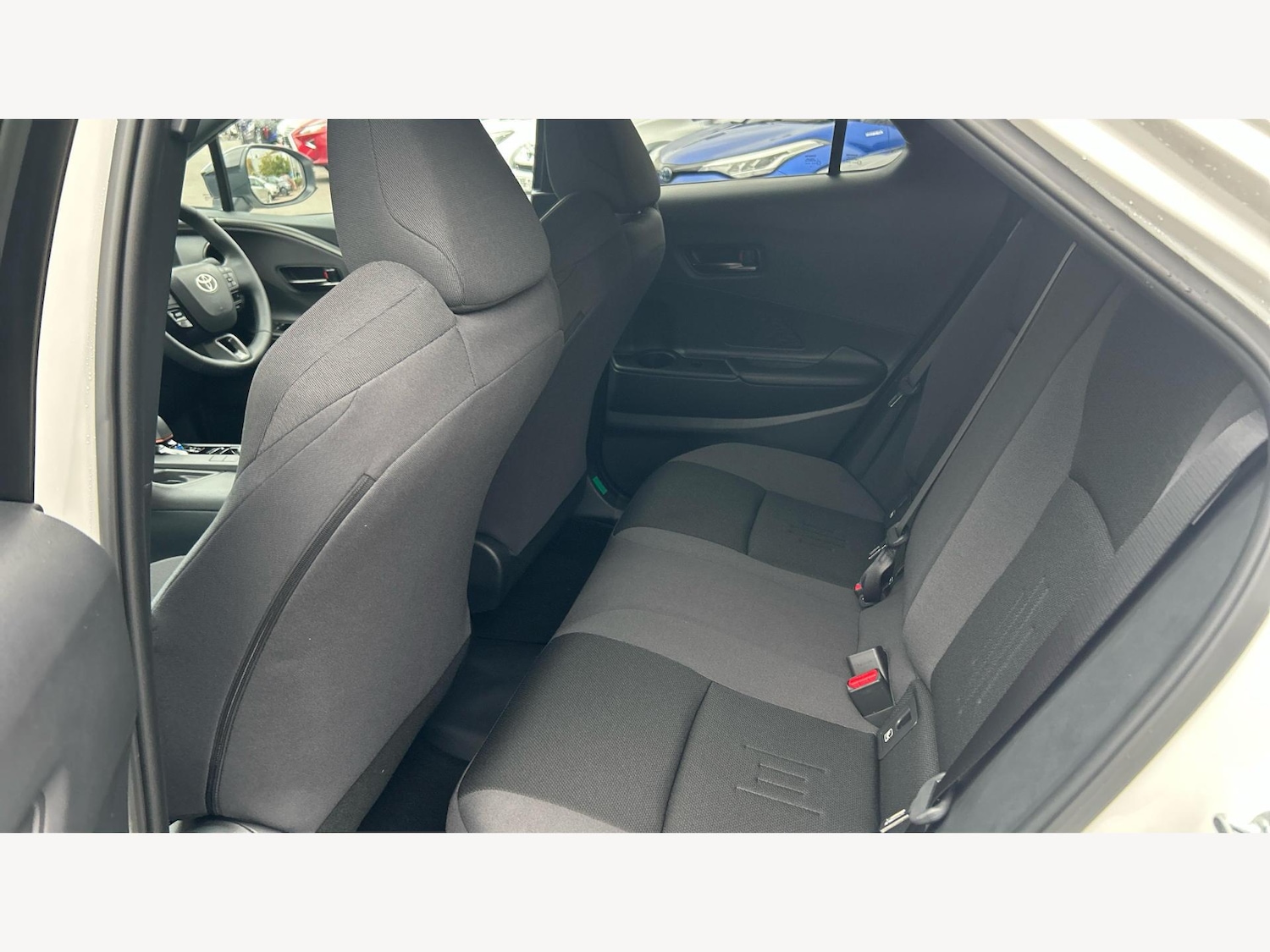 Used Toyota C-HR 2025 for sale - 76926596: Photo 15