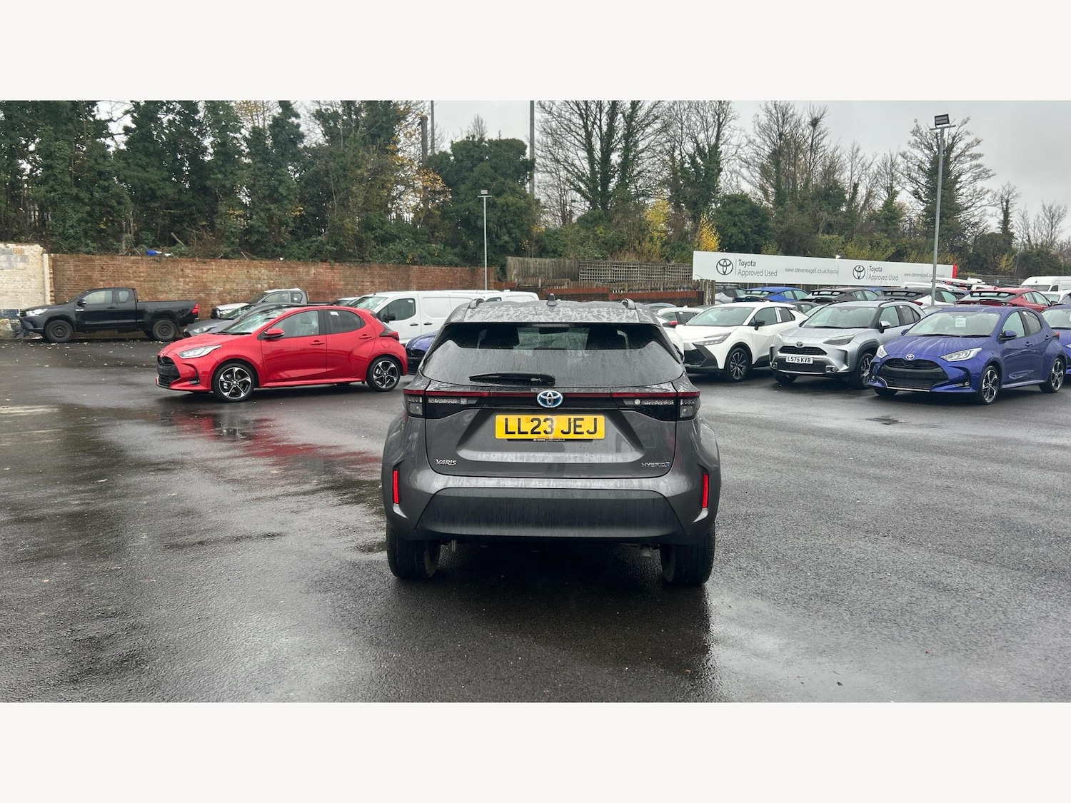 Used Toyota Yaris Cross 2023 for sale - 76865790: Photo 21