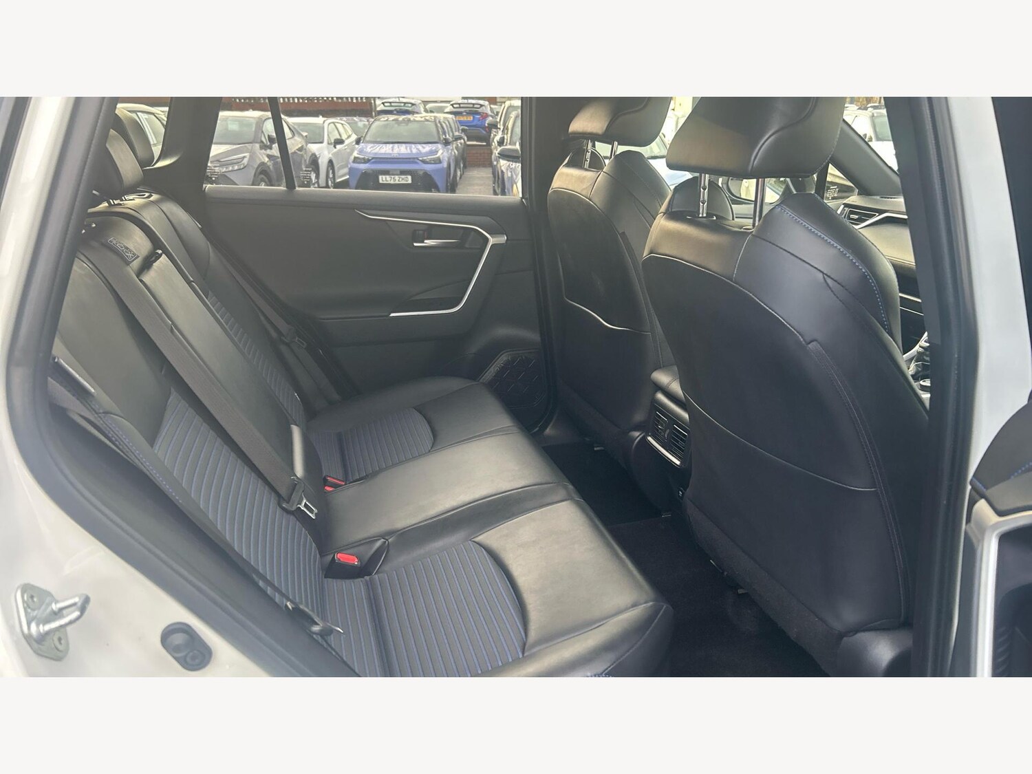 Used Toyota RAV4 for sale - 77230632: Photo 14