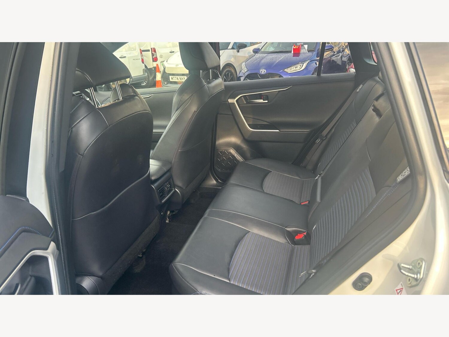 Used Toyota RAV4 for sale - 77230632: Photo 15