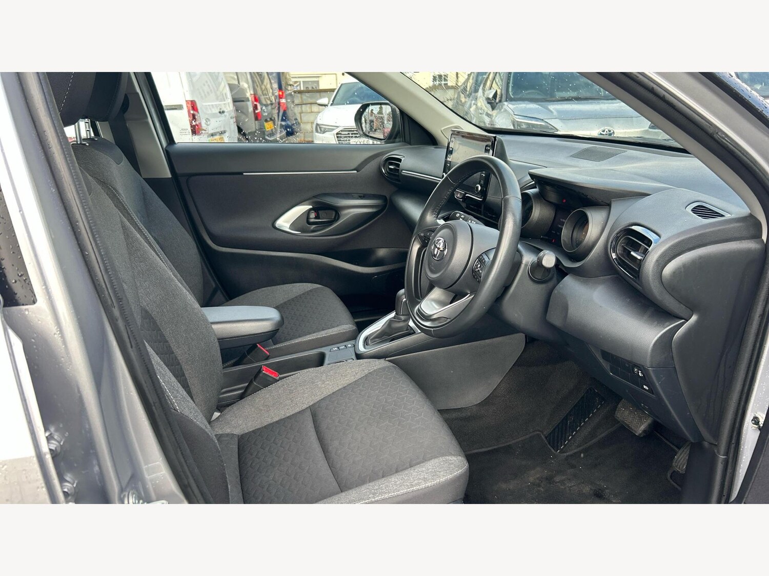 Used Toyota Yaris Cross 2023 for sale - 75719522: Photo 13