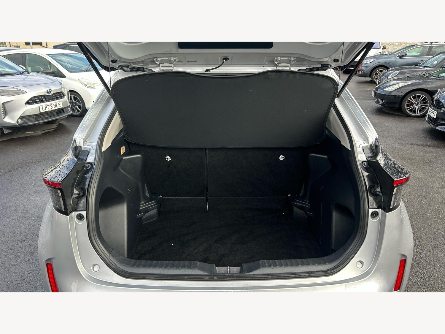 Used Toyota Yaris Cross 2023 for sale - 75719522: Photo 16