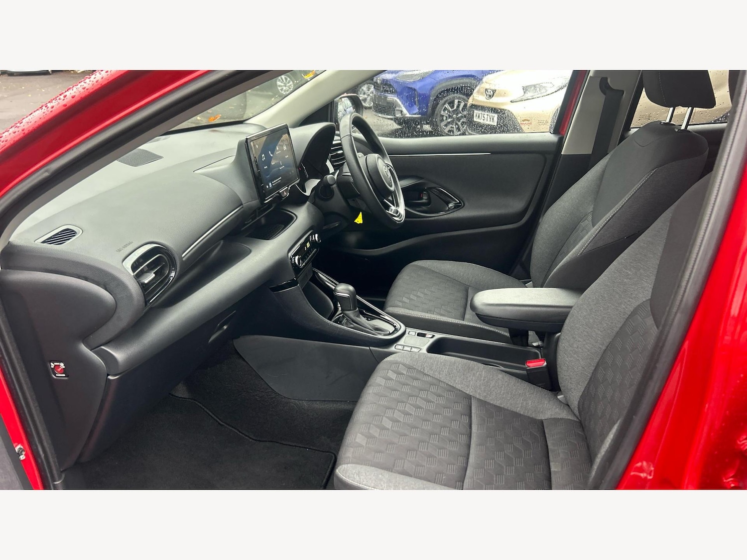 Used Toyota Yaris 2024 for sale - 76361512: Photo 12