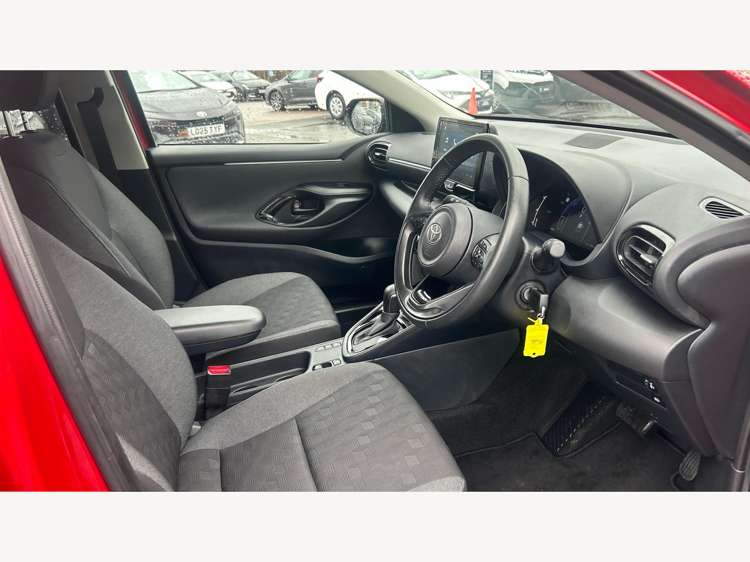 Used Toyota Yaris 2024 for sale - 76361512: Photo 13