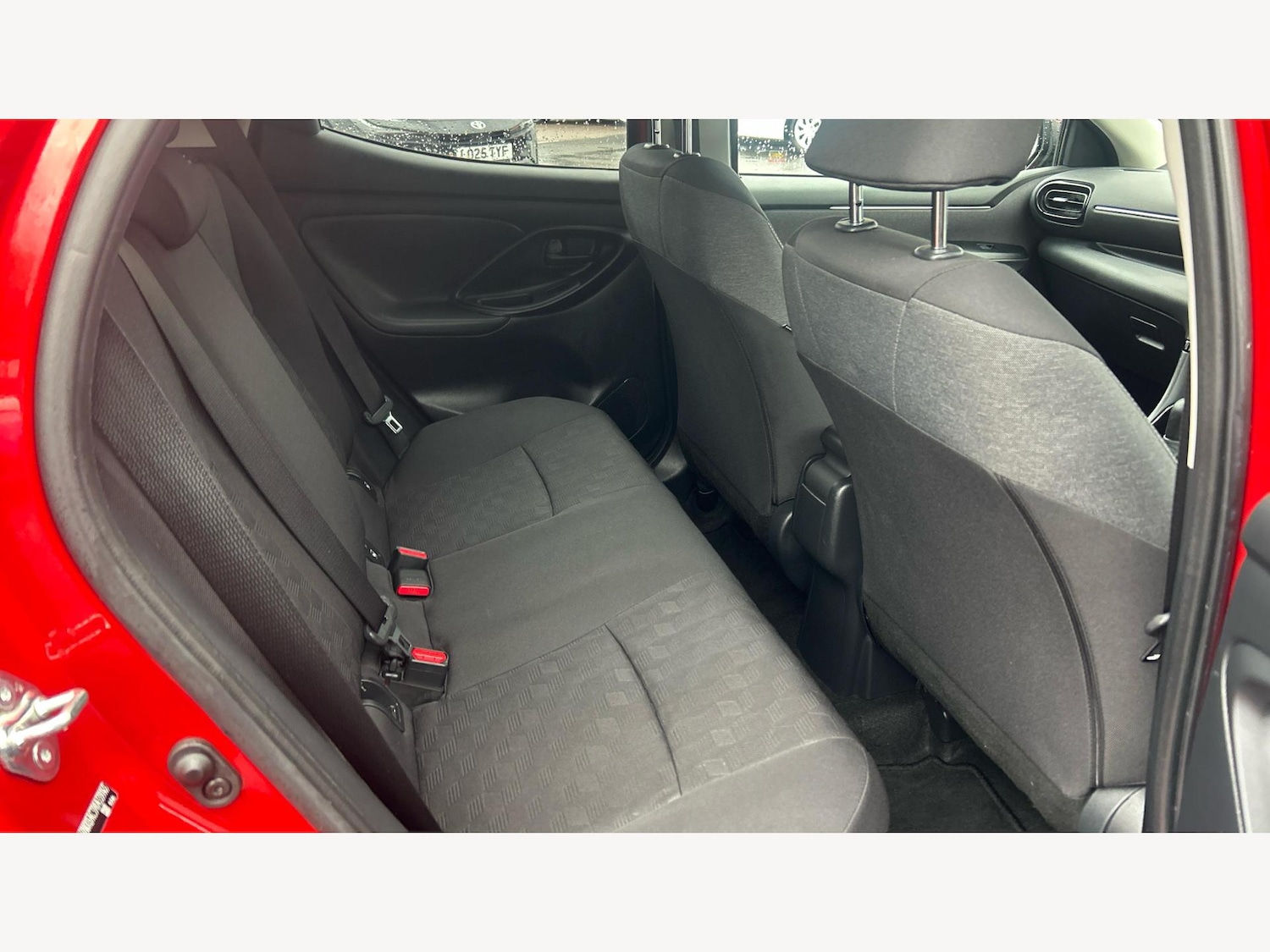 Used Toyota Yaris 2024 for sale - 76361512: Photo 14