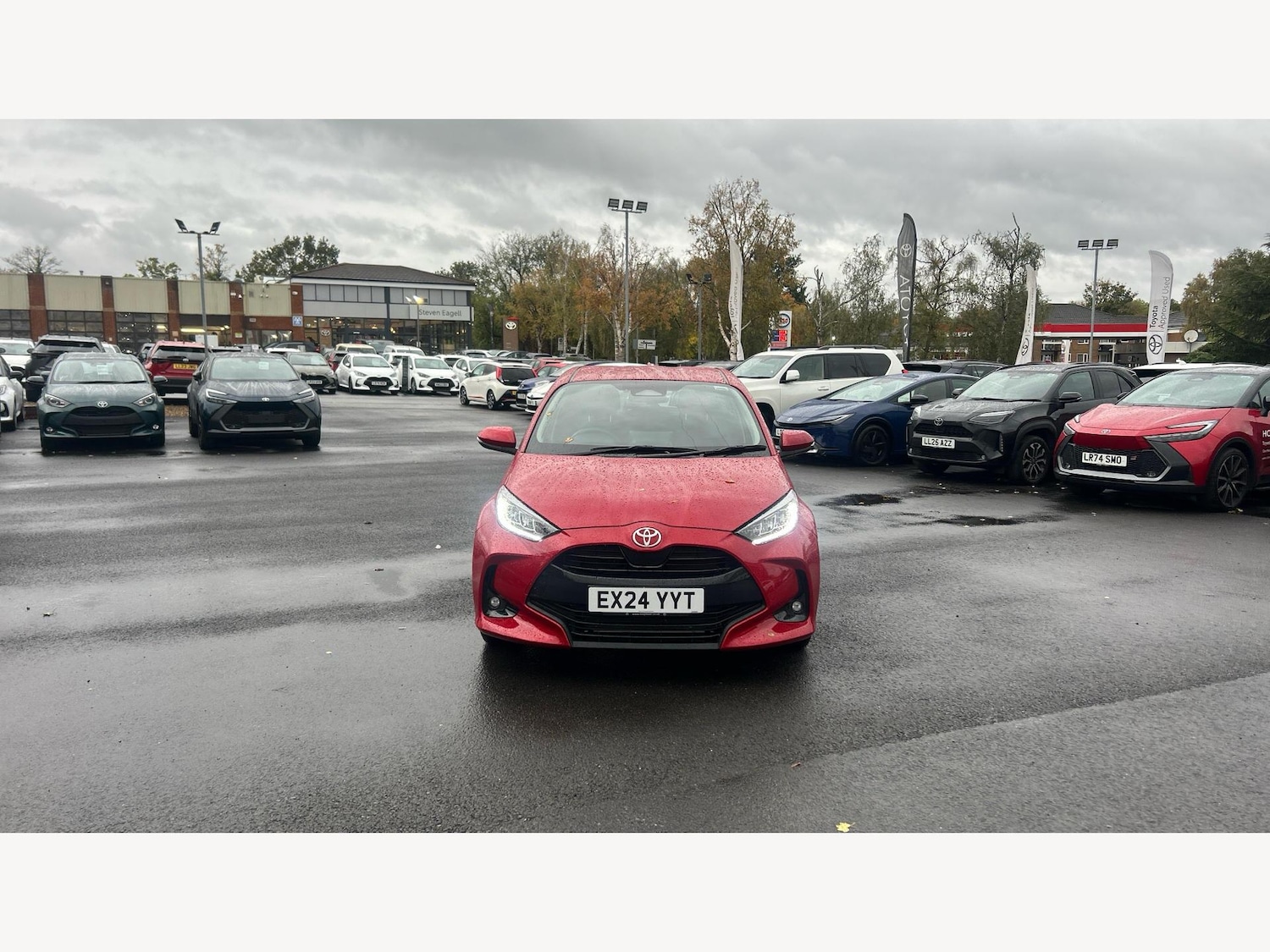 Used Toyota Yaris 2024 for sale - 76361512: Photo 17