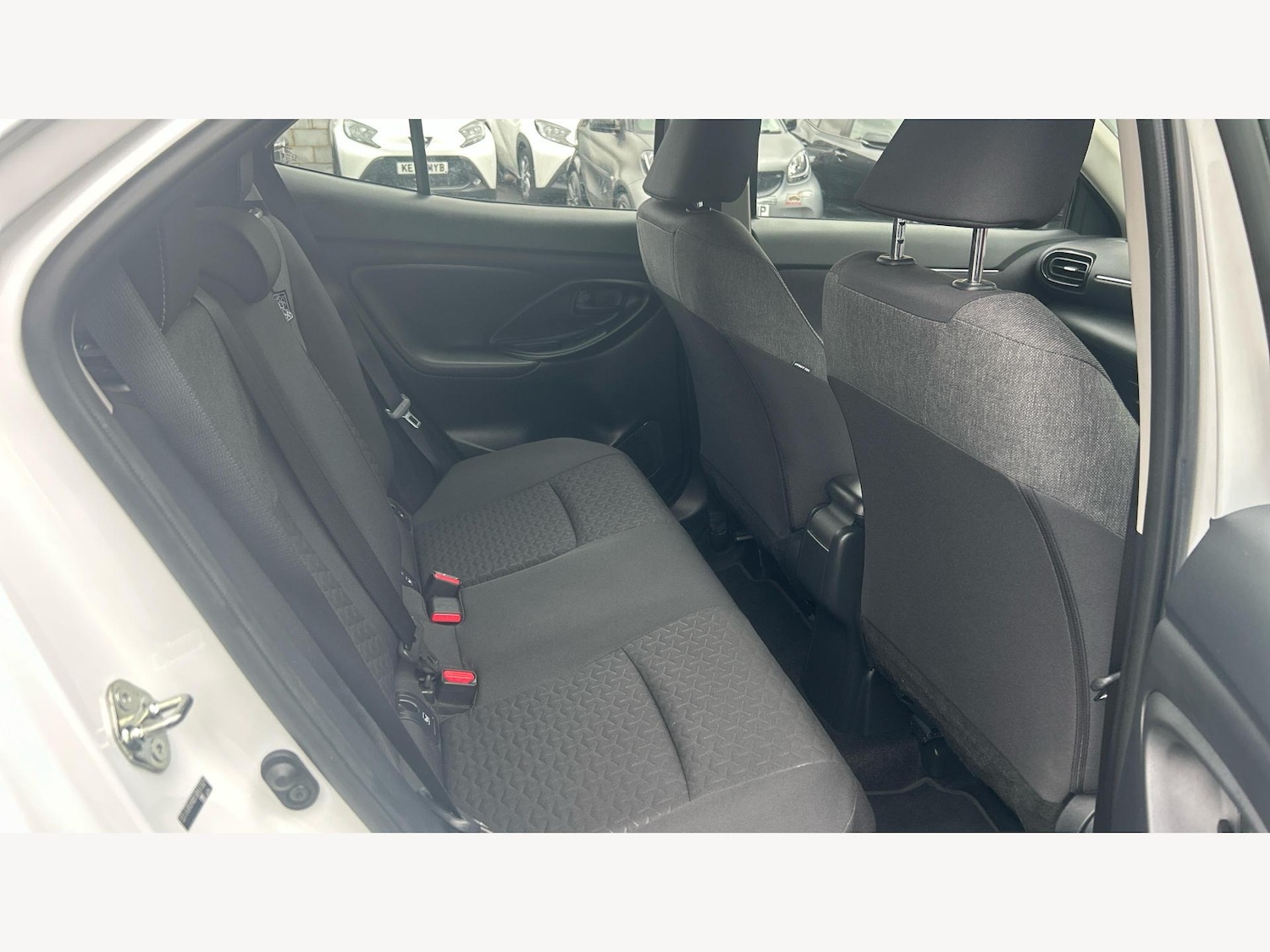 Used Toyota Yaris Cross 2024 for sale - 77255123: Photo 14