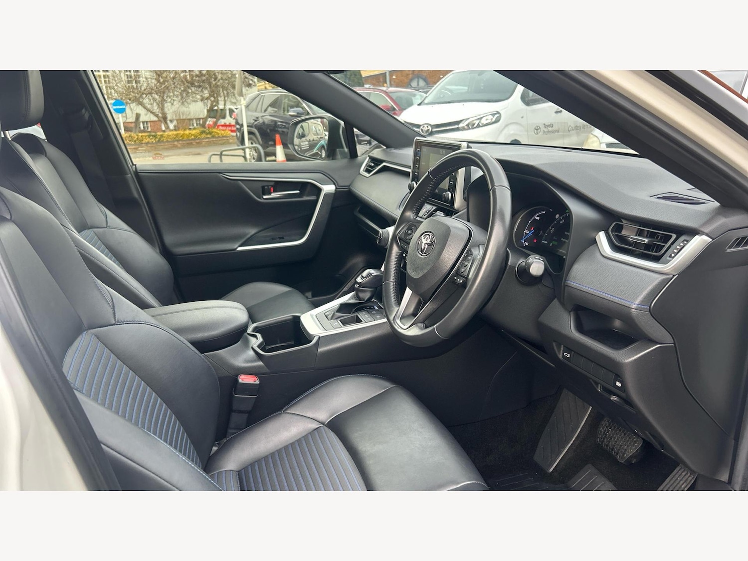 Used Toyota RAV4 2022 for sale - 77799249: Photo 13