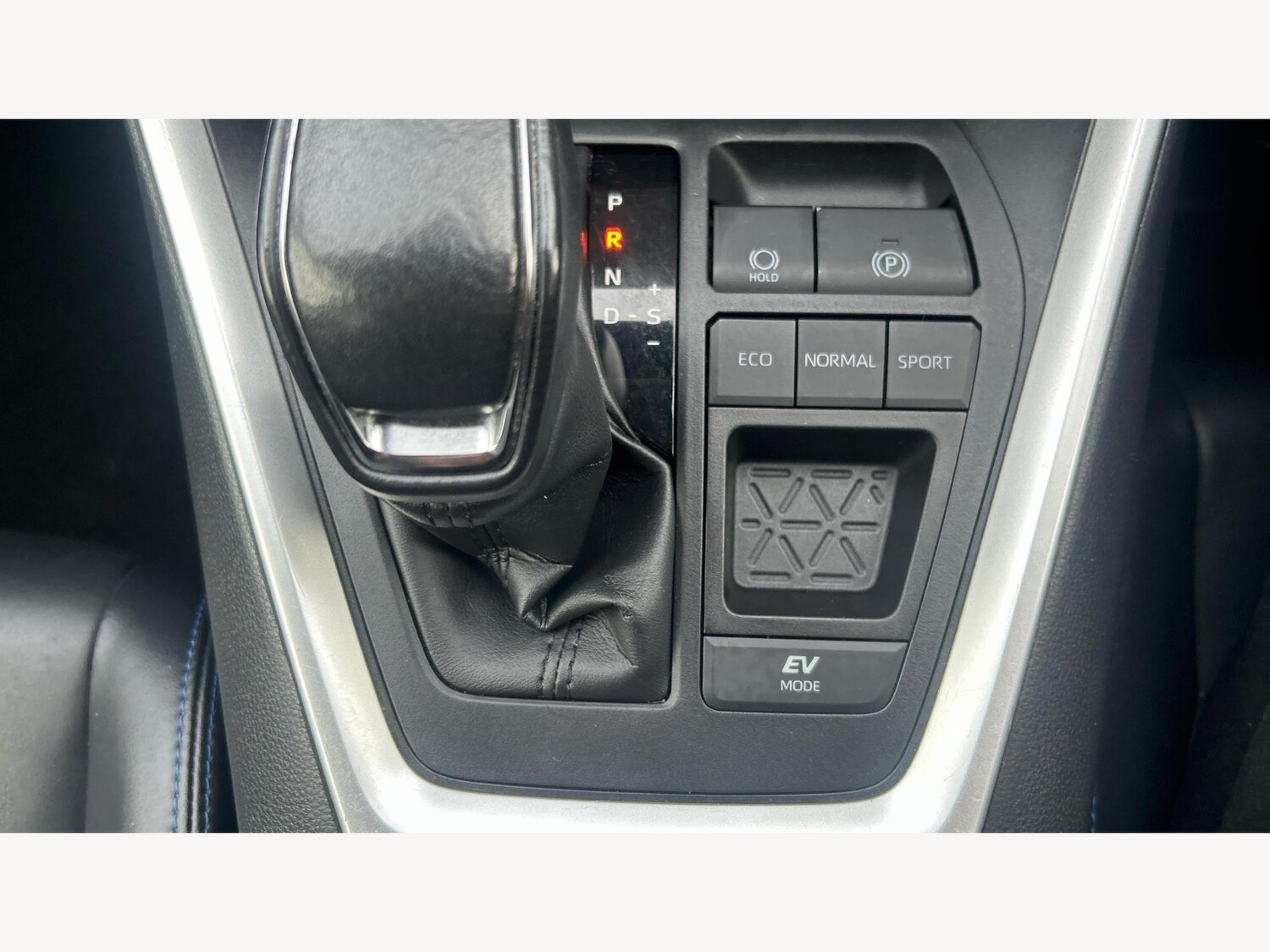 Used Toyota RAV4 2022 for sale - 77799249: Photo 26