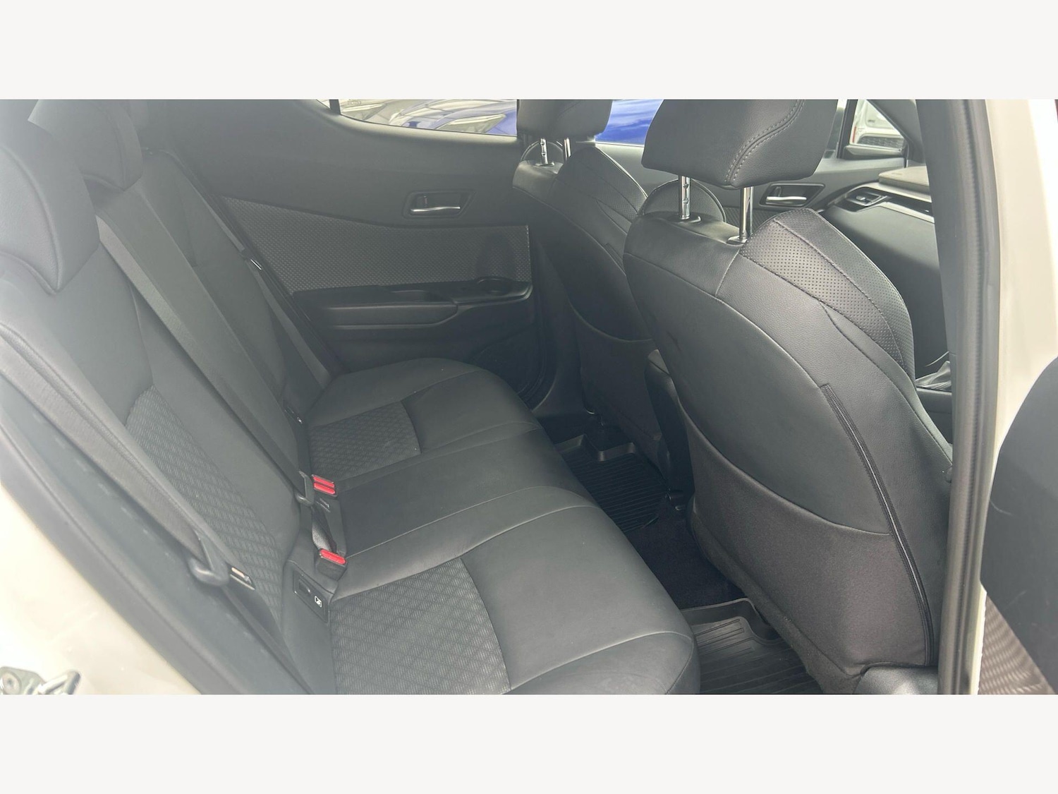Used Toyota C-HR for sale - 78147951: Photo 10