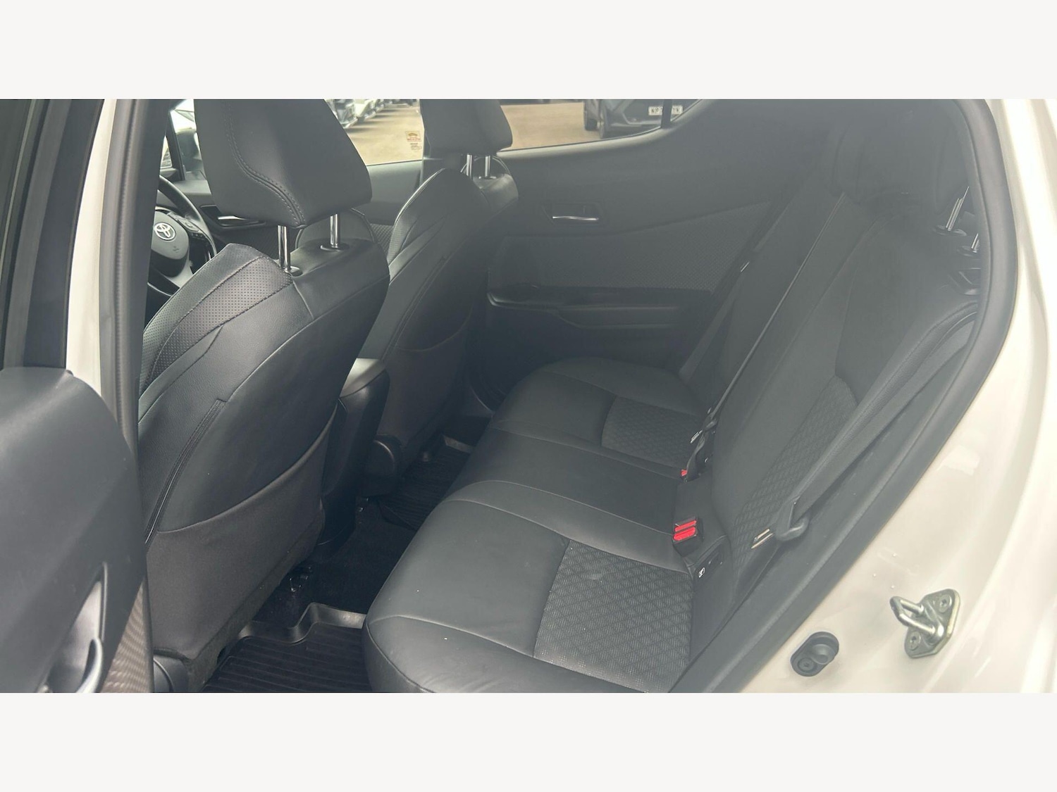 Used Toyota C-HR for sale - 78147951: Photo 17