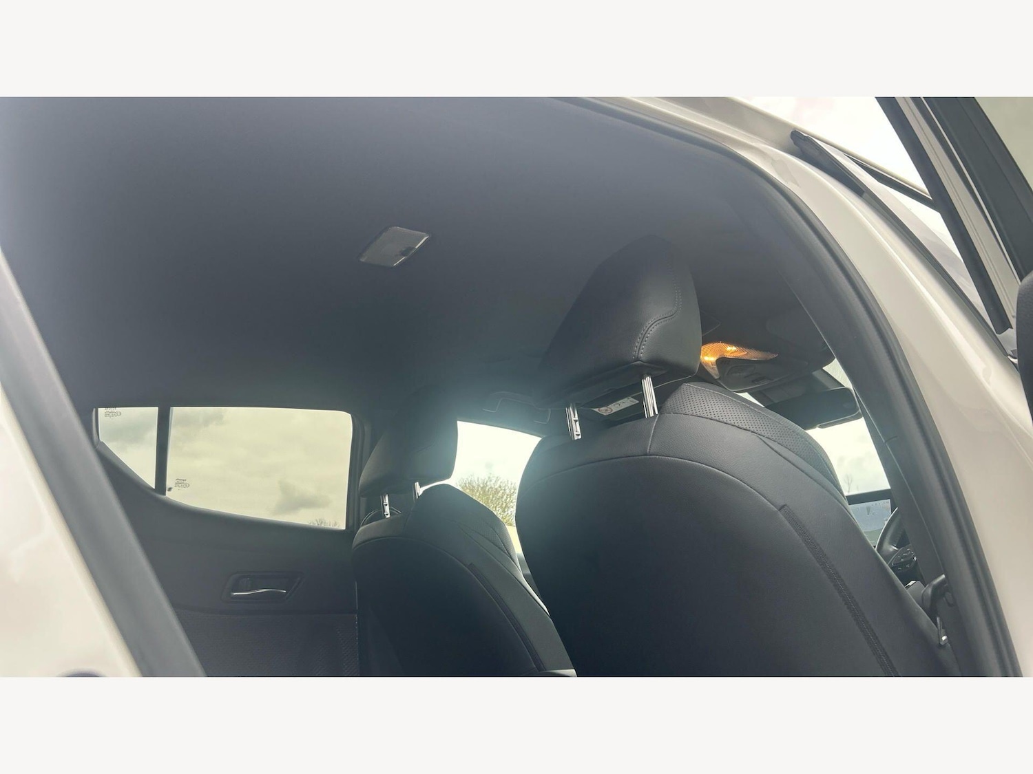 Used Toyota C-HR for sale - 78147951: Photo 21