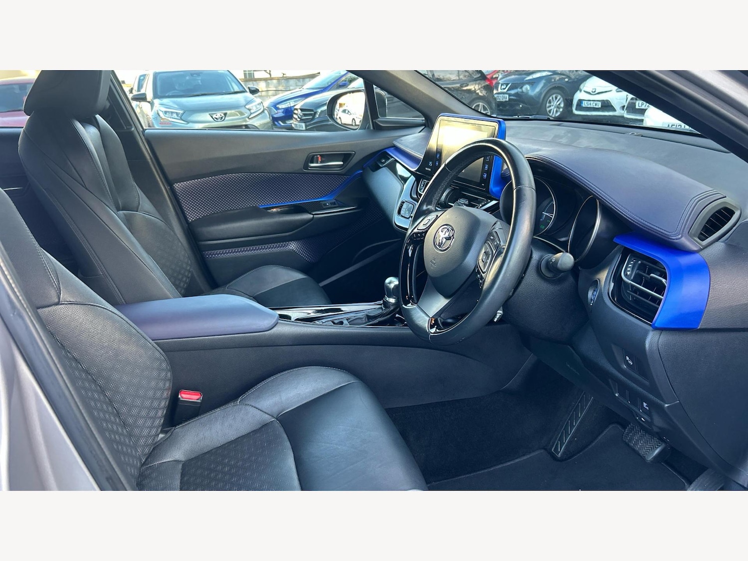 Used Toyota C-HR 2017 for sale - 76634114: Photo 13