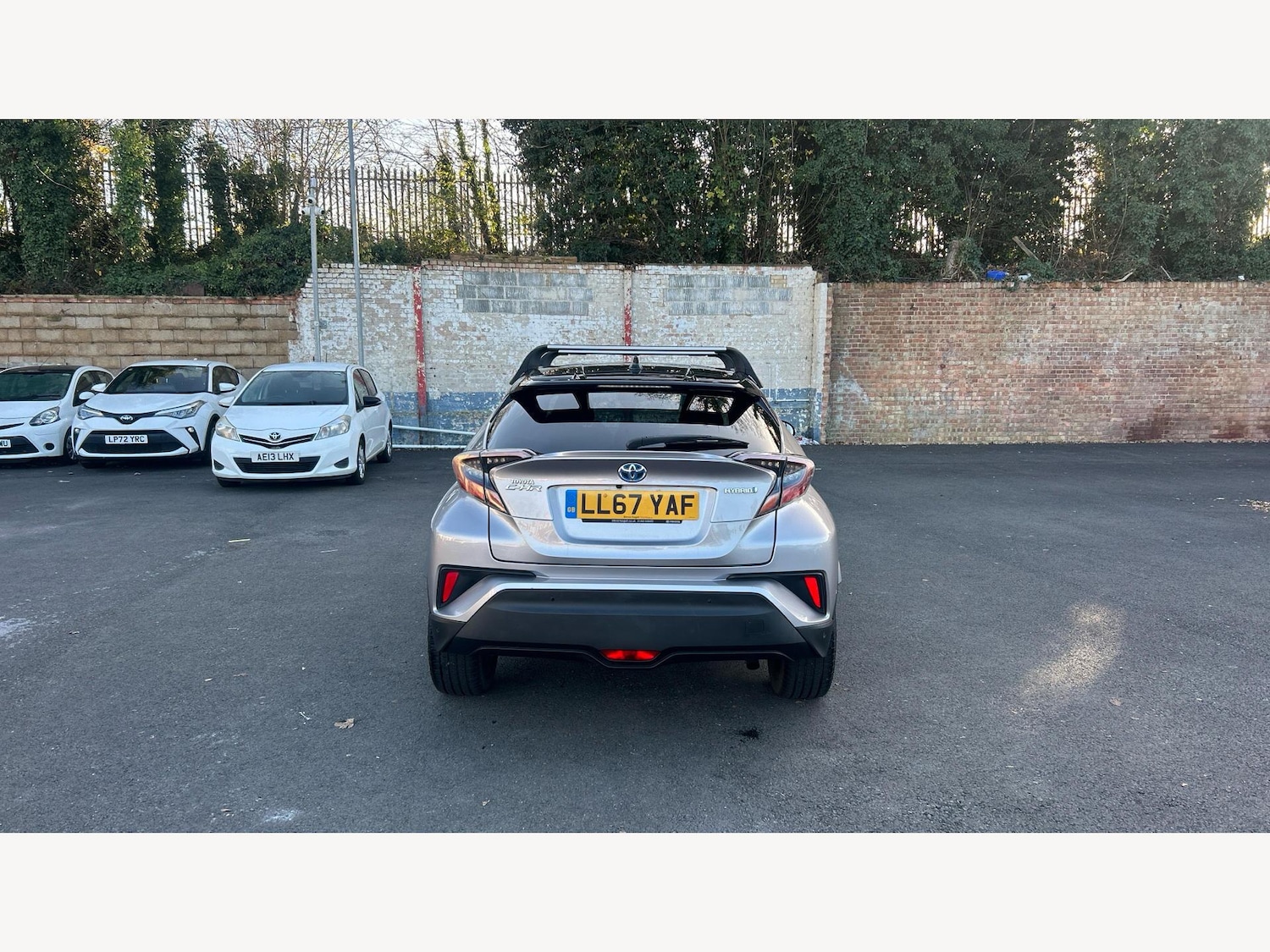 Used Toyota C-HR 2017 for sale - 76634114: Photo 21