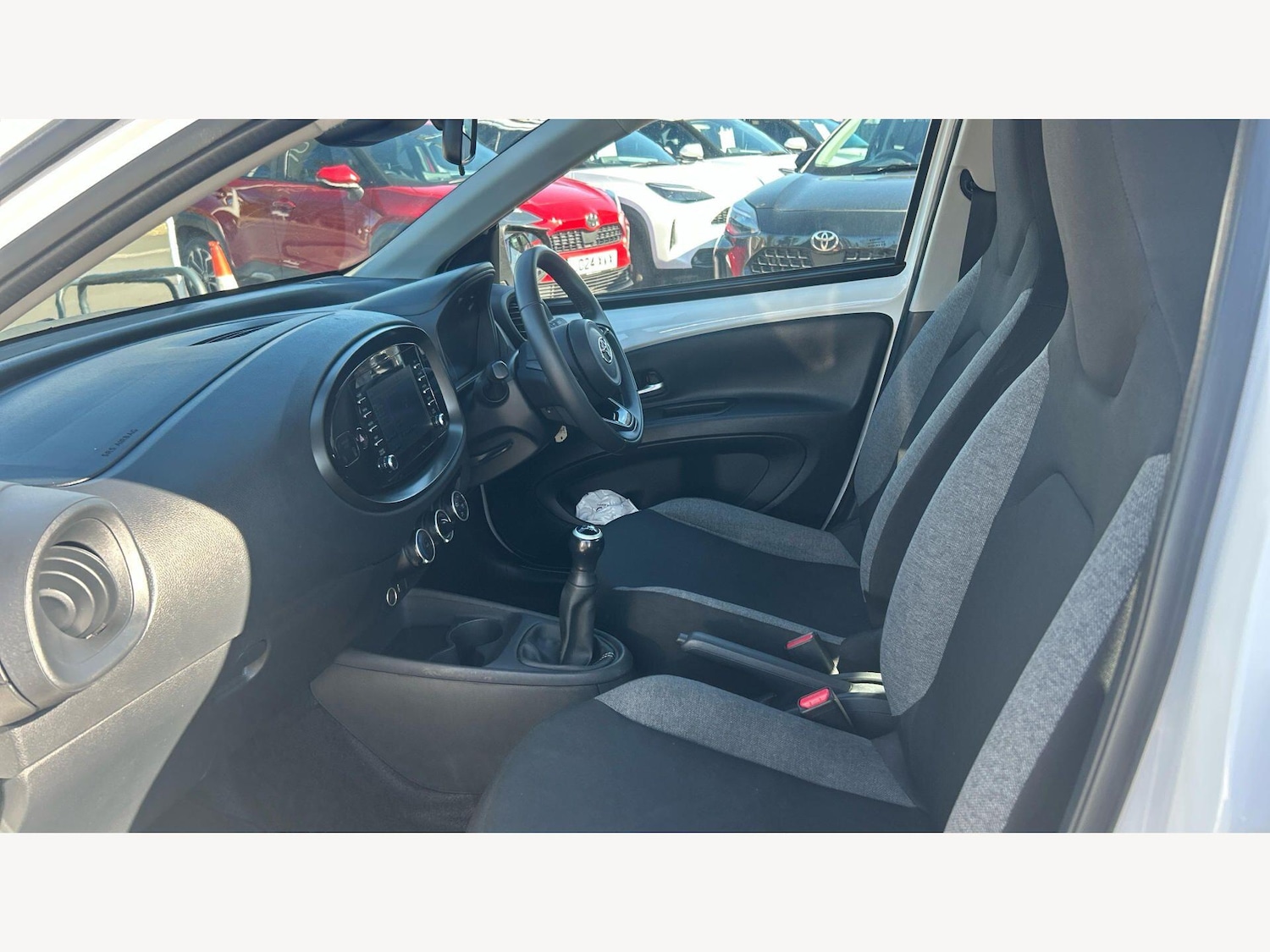 Used Toyota Aygo X 2023 for sale - 77970245: Photo 12