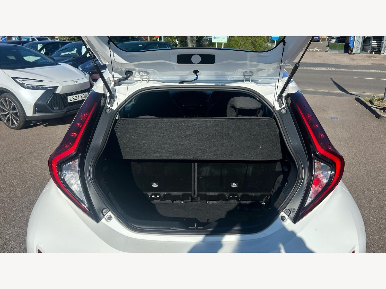 Used Toyota Aygo X 2023 for sale - 77970245: Photo 16