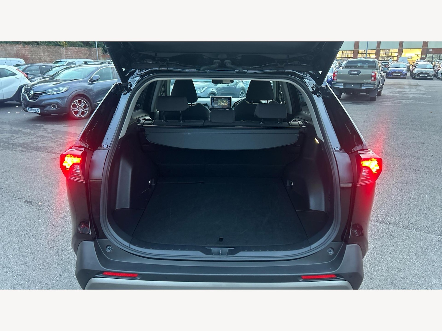 Used Toyota RAV4 2022 for sale - 77040029: Photo 16