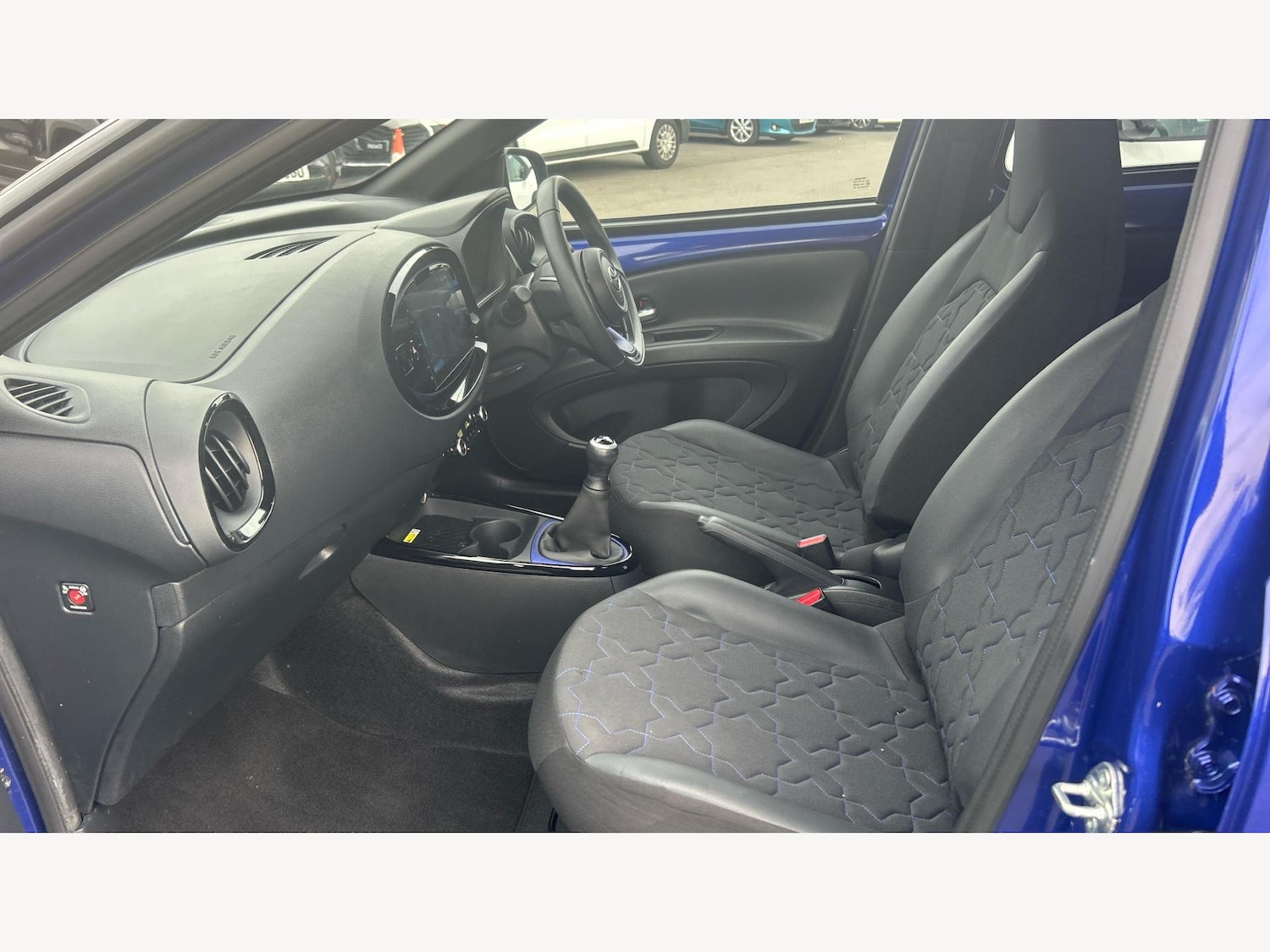 Used Toyota Aygo X 2023 for sale - 76432636: Photo 12