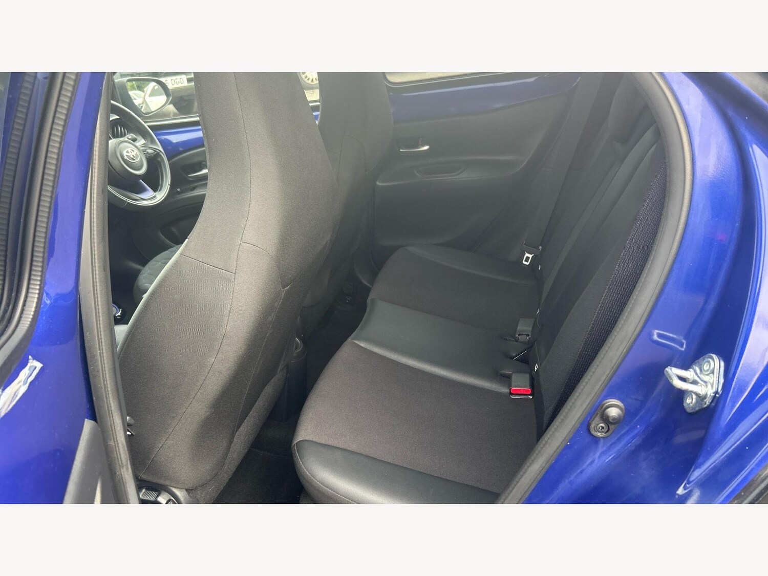 Used Toyota Aygo X 2023 for sale - 76432636: Photo 15