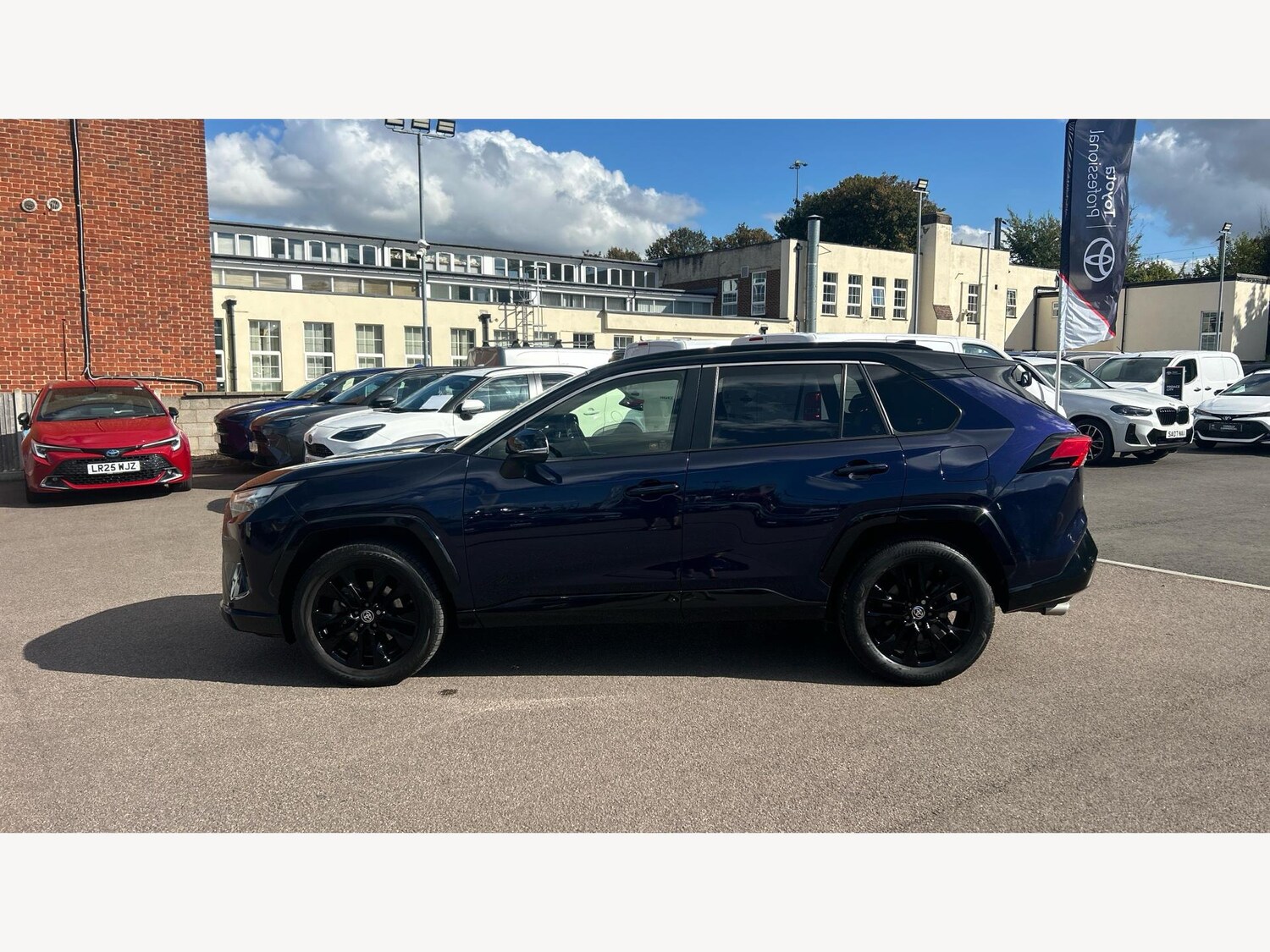 Used Toyota RAV4 2022 for sale - 76188663: Photo 19