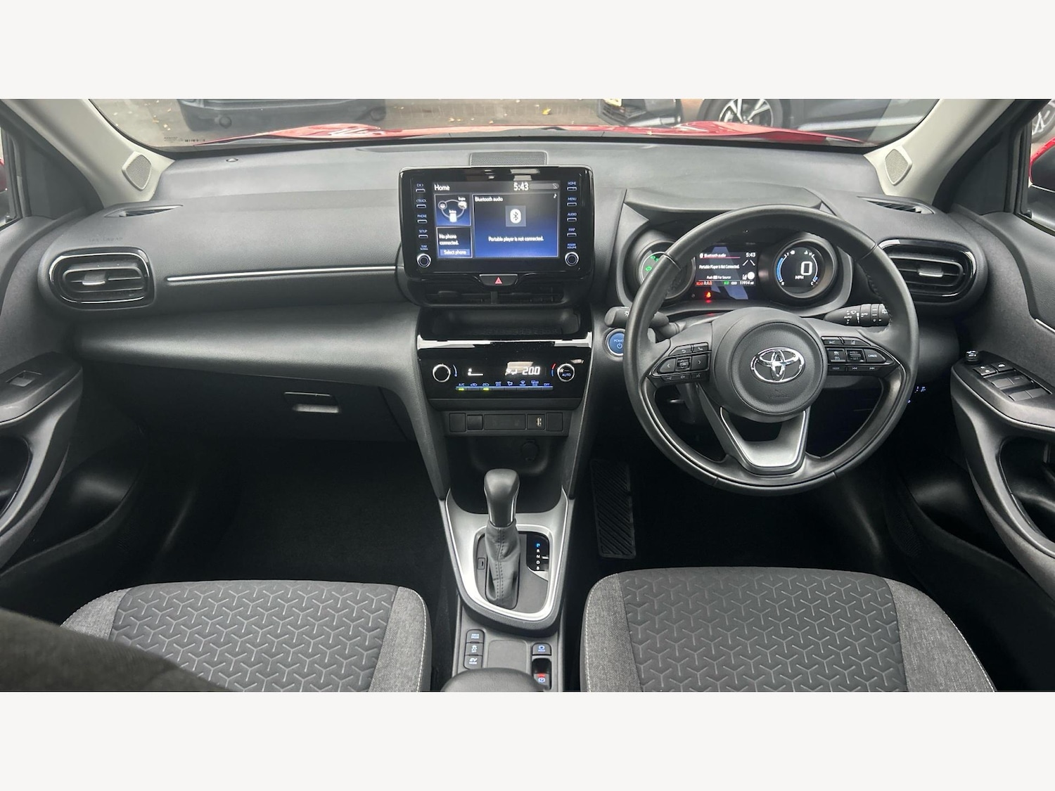 Used Toyota Yaris Cross 2024 for sale - 76336635: Photo 7